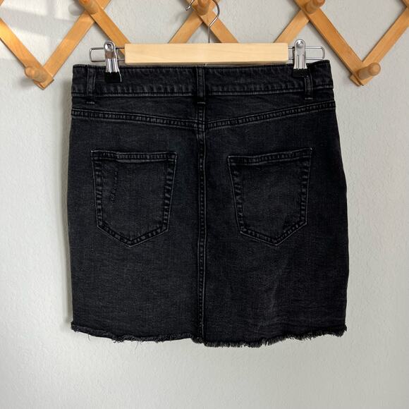 Wild Fable Black Denim Mini Skirt Size 8 - Picture 4 of 8
